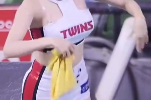 当张子宇和刘禹彤同时在场时，有种姚明联手奥尼尔的既视感🙊